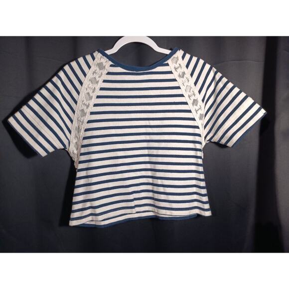 Old Navy Tops - Old Navy Women’s M Blue White Coastal Stripe Top Lace Cut Out Summer Tee